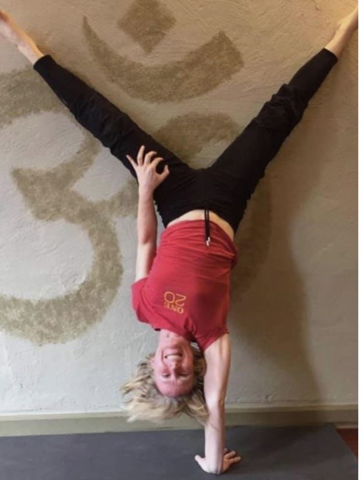 Yoga und Linoleum Schnitt Workshop